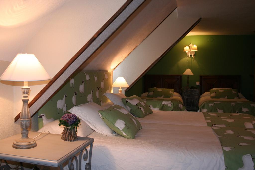 Hotel Boutique Balaitus Сальєнт-де-Гальєго Екстер'єр фото