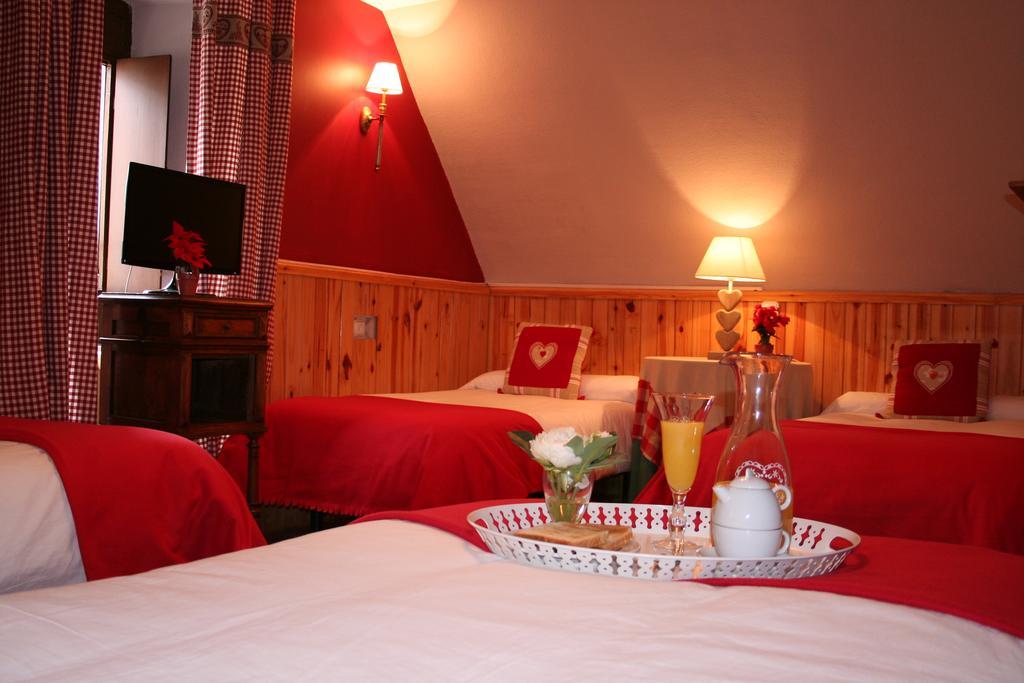 Hotel Boutique Balaitus Сальєнт-де-Гальєго Екстер'єр фото
