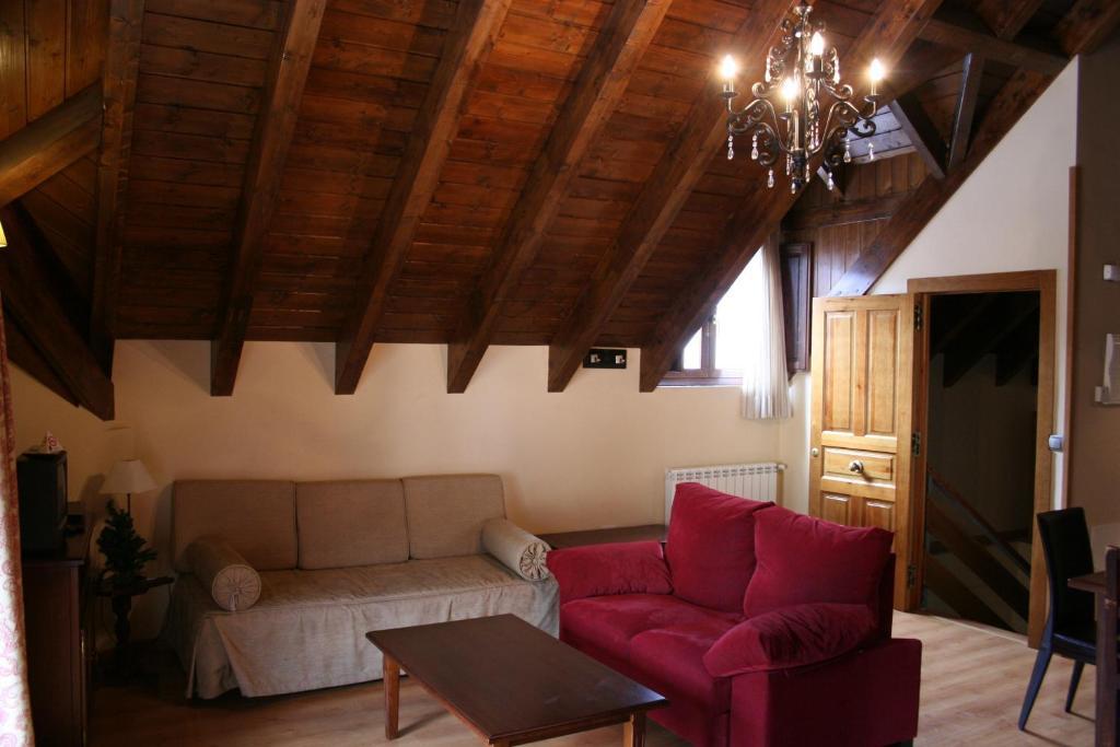 Hotel Boutique Balaitus Сальєнт-де-Гальєго Номер фото